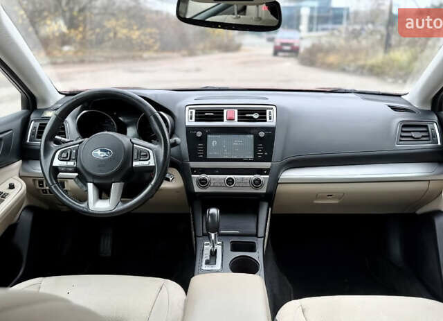 Красный Субару Легаси, объемом двигателя 2.46 л и пробегом 415 тыс. км за 8950 $, фото 12 на Automoto.ua