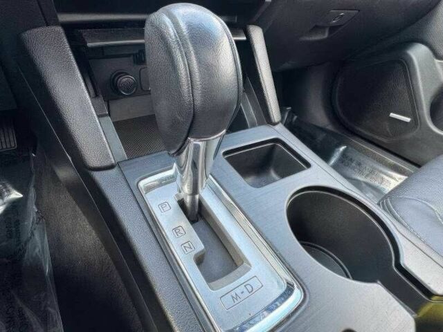 Красный Субару Легаси, объемом двигателя 2.5 л и пробегом 88 тыс. км за 9000 $, фото 11 на Automoto.ua