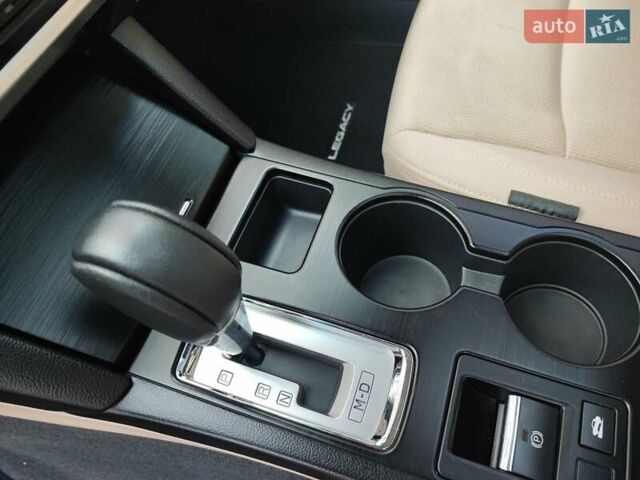 Красный Субару Легаси, объемом двигателя 2.5 л и пробегом 110 тыс. км за 13400 $, фото 25 на Automoto.ua