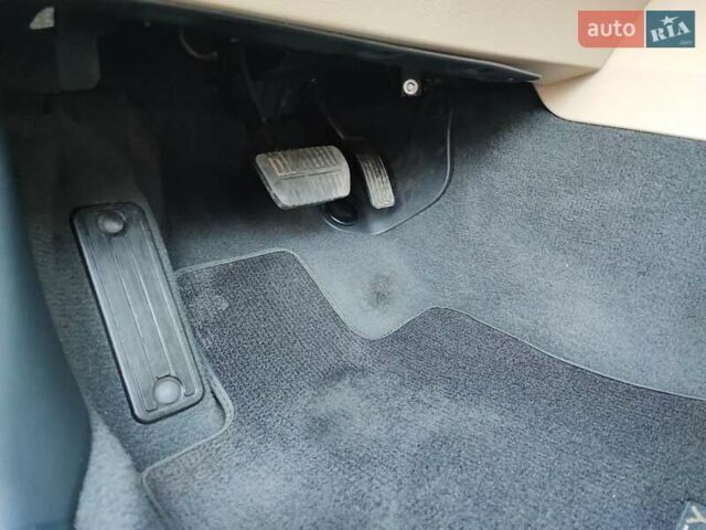 Красный Субару Легаси, объемом двигателя 2.5 л и пробегом 110 тыс. км за 13400 $, фото 11 на Automoto.ua