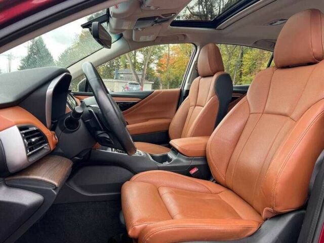 Красный Субару Легаси, объемом двигателя 2.4 л и пробегом 32 тыс. км за 5500 $, фото 4 на Automoto.ua