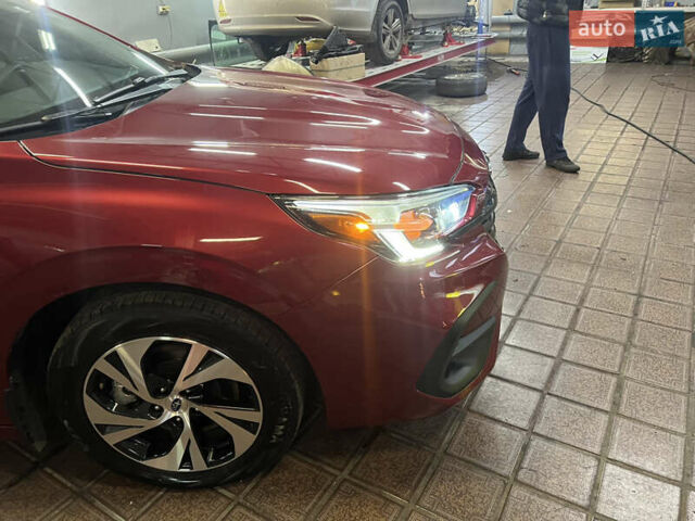 Красный Субару Легаси, объемом двигателя 2.5 л и пробегом 4 тыс. км за 21000 $, фото 2 на Automoto.ua