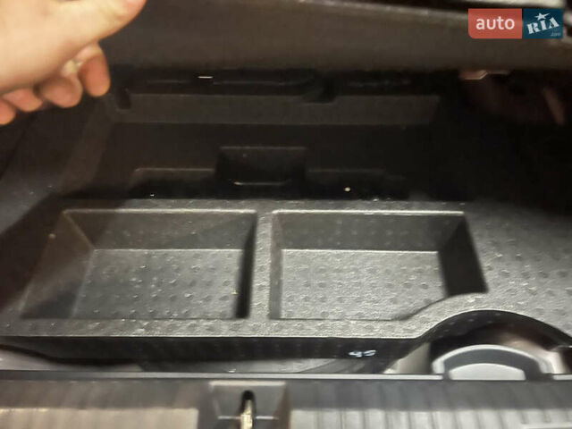 Красный Субару Легаси, объемом двигателя 2.5 л и пробегом 4 тыс. км за 21000 $, фото 7 на Automoto.ua