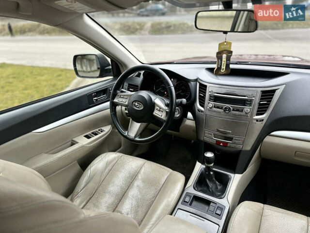 Красный Субару Легаси, объемом двигателя 2 л и пробегом 470 тыс. км за 6500 $, фото 25 на Automoto.ua