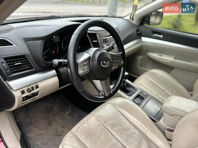 Красный Субару Легаси, объемом двигателя 2 л и пробегом 470 тыс. км за 6500 $, фото 31 на Automoto.ua