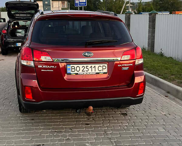 Красный Субару Легаси, объемом двигателя 2 л и пробегом 470 тыс. км за 5500 $, фото 3 на Automoto.ua