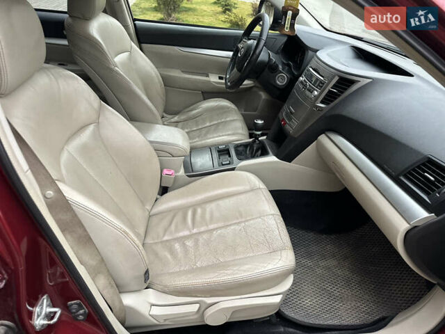 Красный Субару Легаси, объемом двигателя 2 л и пробегом 470 тыс. км за 6500 $, фото 28 на Automoto.ua