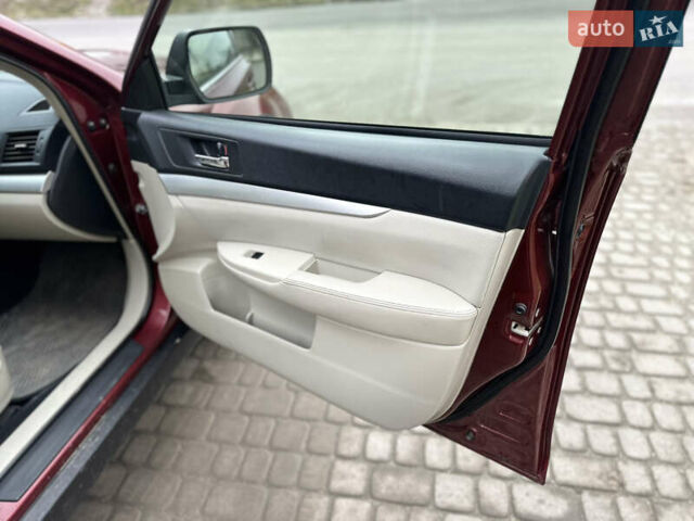 Красный Субару Легаси, объемом двигателя 2 л и пробегом 470 тыс. км за 6500 $, фото 27 на Automoto.ua