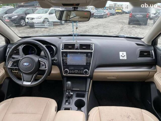 Субару Легаси, объемом двигателя 3.6 л и пробегом 117 тыс. км за 11800 $, фото 10 на Automoto.ua