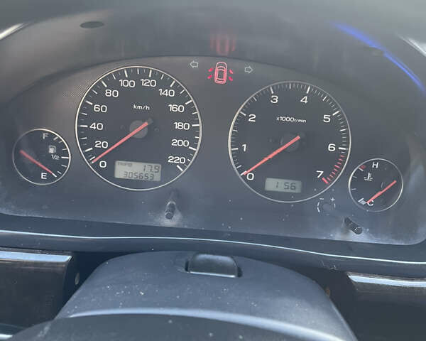 Субару Легаси, объемом двигателя 2 л и пробегом 305 тыс. км за 3400 $, фото 19 на Automoto.ua