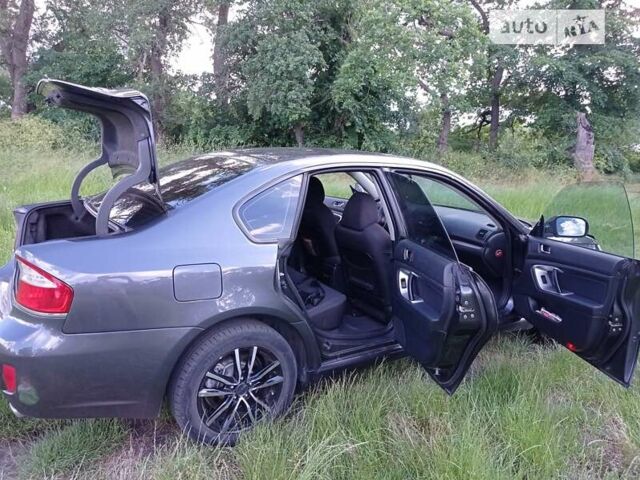 Субару Легасі, об'ємом двигуна 2 л та пробігом 245 тис. км за 6100 $, фото 2 на Automoto.ua