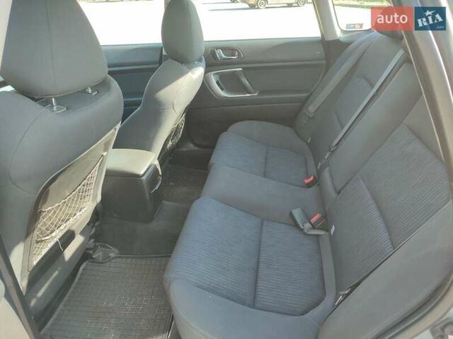 Субару Легасі, об'ємом двигуна 2 л та пробігом 276 тис. км за 6500 $, фото 5 на Automoto.ua