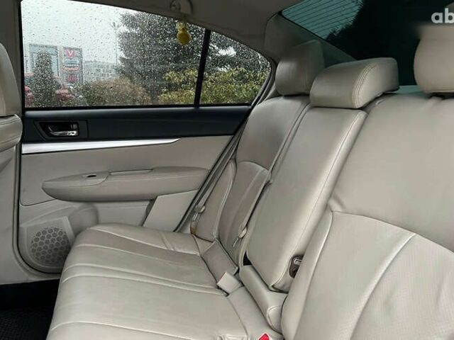 Субару Легаси, объемом двигателя 2.5 л и пробегом 360 тыс. км за 6500 $, фото 22 на Automoto.ua