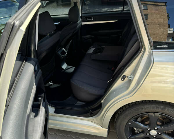 Субару Легаси, объемом двигателя 2 л и пробегом 235 тыс. км за 7500 $, фото 8 на Automoto.ua