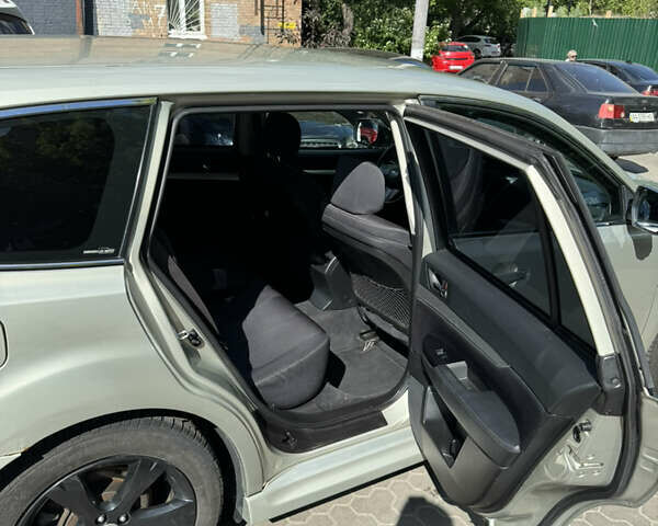 Субару Легаси, объемом двигателя 2 л и пробегом 235 тыс. км за 7500 $, фото 7 на Automoto.ua