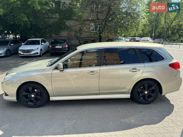 Субару Легаси, объемом двигателя 2 л и пробегом 235 тыс. км за 7500 $, фото 2 на Automoto.ua