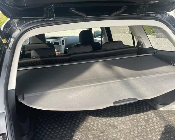 Субару Легаси, объемом двигателя 2 л и пробегом 290 тыс. км за 9500 $, фото 5 на Automoto.ua