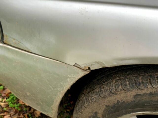 Серый Субару Легаси, объемом двигателя 2 л и пробегом 348 тыс. км за 1800 $, фото 7 на Automoto.ua