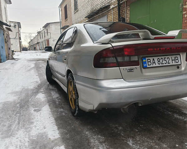 Сірий Субару Легасі, об'ємом двигуна 1.99 л та пробігом 299 тис. км за 3850 $, фото 8 на Automoto.ua