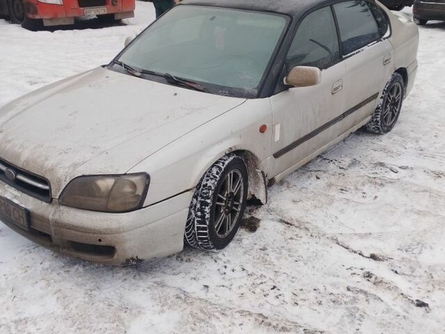 Серый Субару Легаси, объемом двигателя 2 л и пробегом 235 тыс. км за 1741 $, фото 2 на Automoto.ua