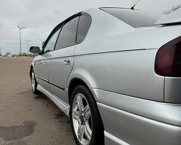 Серый Субару Легаси, объемом двигателя 1.99 л и пробегом 227 тыс. км за 4100 $, фото 11 на Automoto.ua