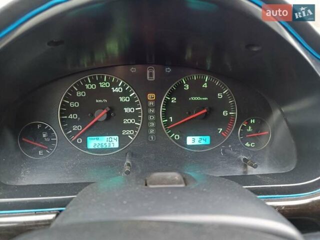 Серый Субару Легаси, объемом двигателя 1.99 л и пробегом 227 тыс. км за 4100 $, фото 3 на Automoto.ua