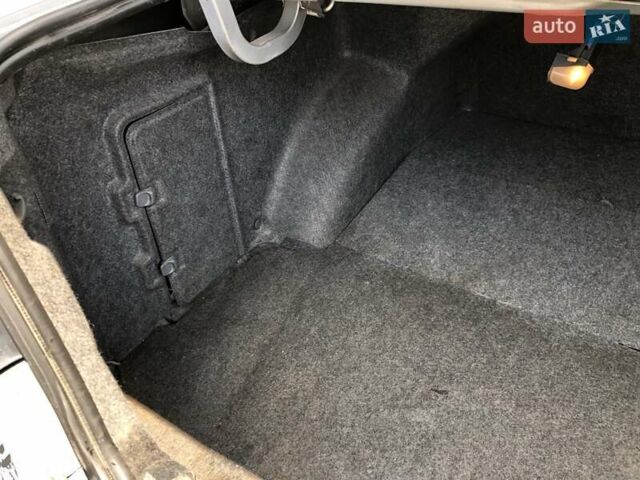 Сірий Субару Легасі, об'ємом двигуна 1.99 л та пробігом 251 тис. км за 2400 $, фото 57 на Automoto.ua