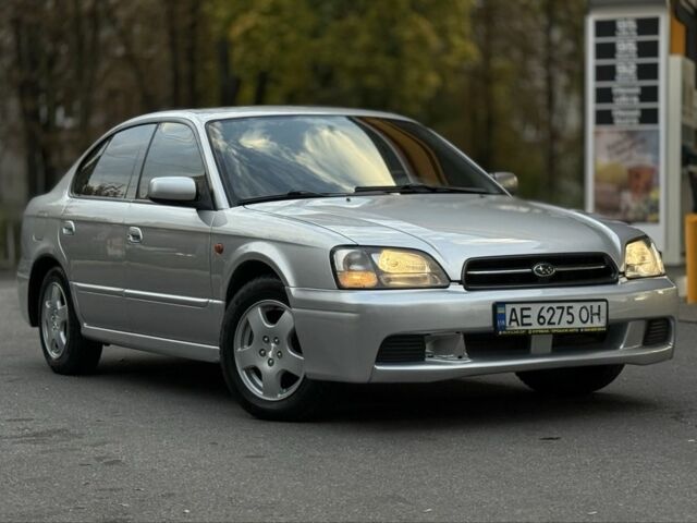 Серый Субару Легаси, объемом двигателя 2 л и пробегом 250 тыс. км за 3299 $, фото 6 на Automoto.ua