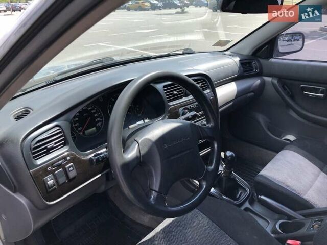 Сірий Субару Легасі, об'ємом двигуна 1.99 л та пробігом 251 тис. км за 2400 $, фото 25 на Automoto.ua