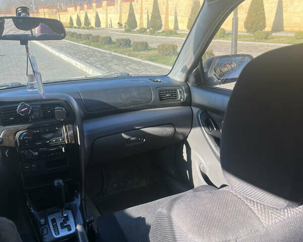 Сірий Субару Легасі, об'ємом двигуна 2 л та пробігом 300 тис. км за 4000 $, фото 1 на Automoto.ua