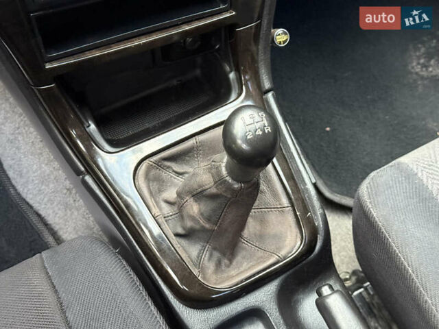 Серый Субару Легаси, объемом двигателя 2 л и пробегом 250 тыс. км за 3299 $, фото 41 на Automoto.ua