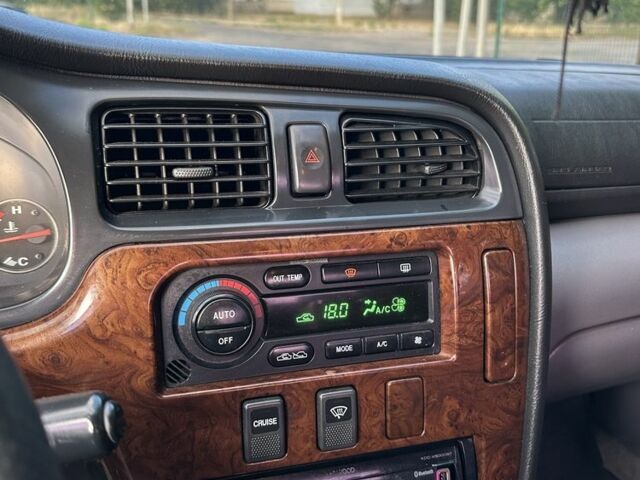 Серый Субару Легаси, объемом двигателя 2 л и пробегом 318 тыс. км за 3500 $, фото 9 на Automoto.ua