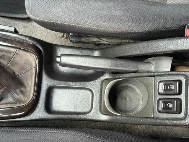 Серый Субару Легаси, объемом двигателя 2 л и пробегом 250 тыс. км за 3299 $, фото 23 на Automoto.ua