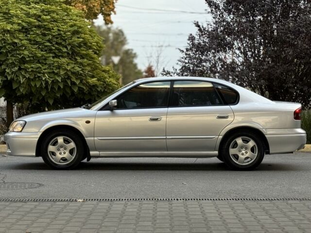 Серый Субару Легаси, объемом двигателя 2 л и пробегом 250 тыс. км за 3299 $, фото 1 на Automoto.ua