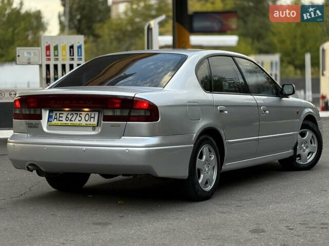 Серый Субару Легаси, объемом двигателя 2 л и пробегом 250 тыс. км за 3299 $, фото 4 на Automoto.ua