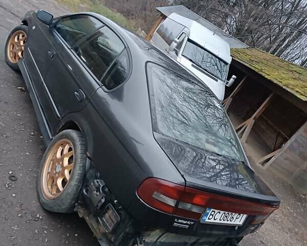 Сірий Субару Легасі, об'ємом двигуна 2 л та пробігом 400 тис. км за 2950 $, фото 3 на Automoto.ua