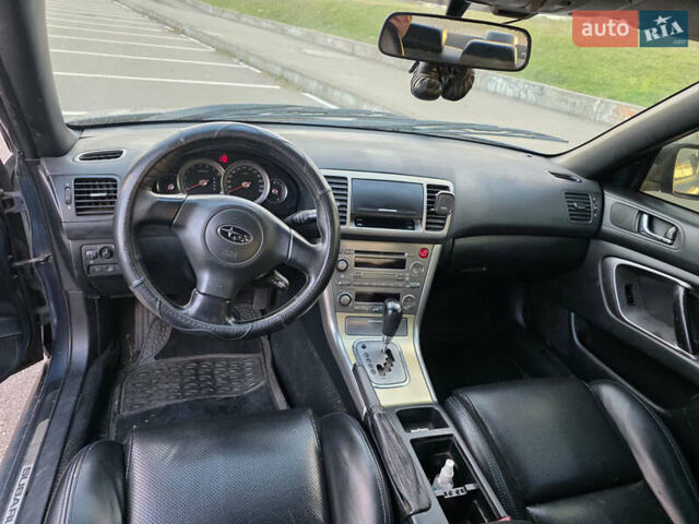 Серый Субару Легаси, объемом двигателя 1.99 л и пробегом 353 тыс. км за 4200 $, фото 7 на Automoto.ua