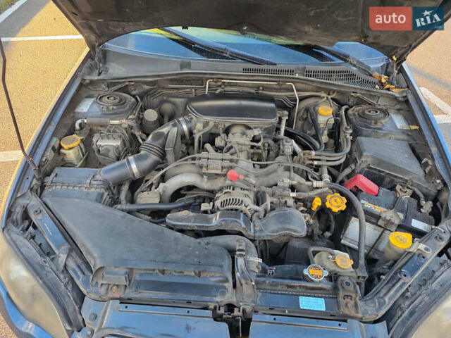 Серый Субару Легаси, объемом двигателя 1.99 л и пробегом 353 тыс. км за 4200 $, фото 4 на Automoto.ua