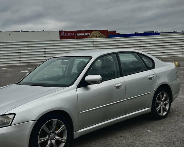 Серый Субару Легаси, объемом двигателя 2 л и пробегом 350 тыс. км за 4100 $, фото 7 на Automoto.ua