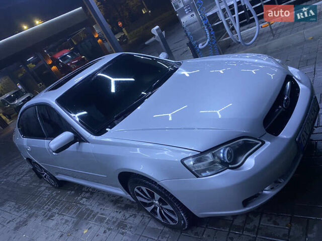 Субару Легаси 2004 в Черкассах на Automoto.ua Серый Субару Легаси, объемом двигателя 1.99 л и пробегом 444 тыс. км за 5300 $, фото 2 на Automoto.ua