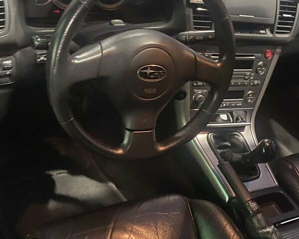 Сірий Субару Легасі, об'ємом двигуна 1.99 л та пробігом 247 тис. км за 4800 $, фото 18 на Automoto.ua