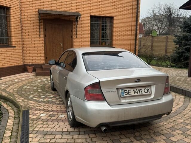 Серый Субару Легаси, объемом двигателя 2 л и пробегом 235 тыс. км за 3700 $, фото 3 на Automoto.ua