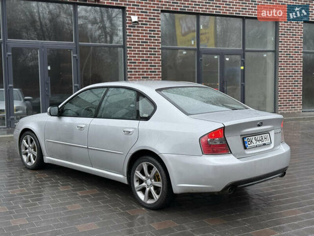 Серый Субару Легаси, объемом двигателя 2.5 л и пробегом 335 тыс. км за 3650 $, фото 3 на Automoto.ua