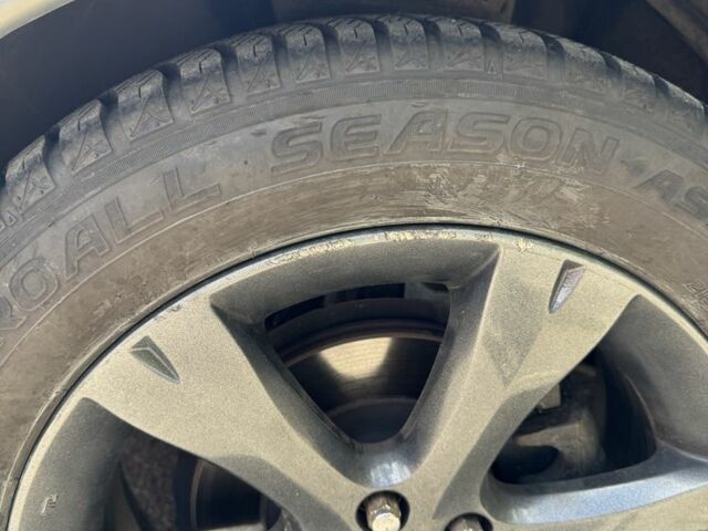 Сірий Субару Легасі, об'ємом двигуна 2 л та пробігом 291 тис. км за 3500 $, фото 9 на Automoto.ua