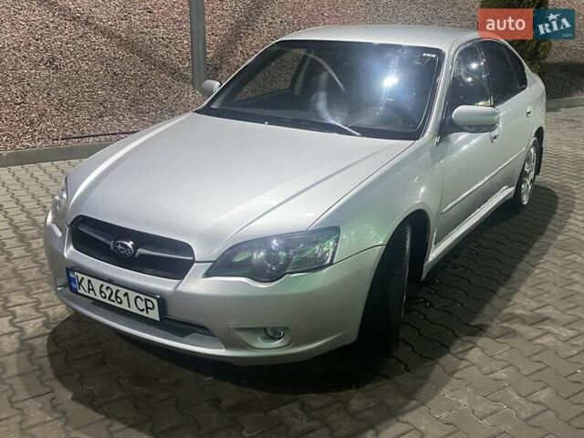 Сірий Субару Легасі, об'ємом двигуна 1.99 л та пробігом 247 тис. км за 4800 $, фото 4 на Automoto.ua