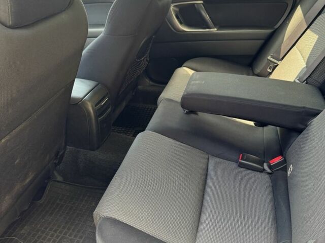 Сірий Субару Легасі, об'ємом двигуна 2 л та пробігом 291 тис. км за 3500 $, фото 11 на Automoto.ua