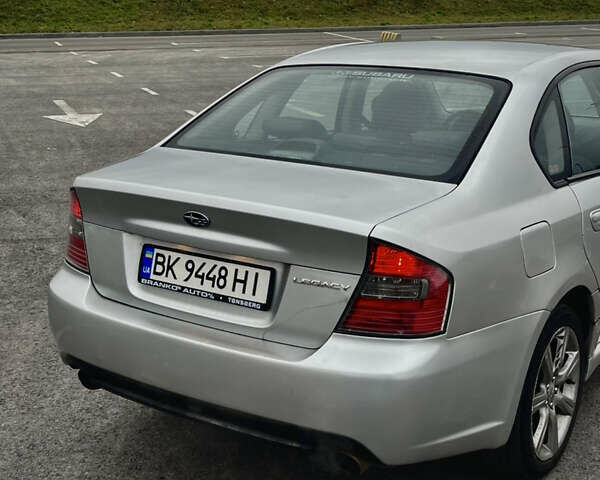Серый Субару Легаси, объемом двигателя 2 л и пробегом 350 тыс. км за 4100 $, фото 4 на Automoto.ua