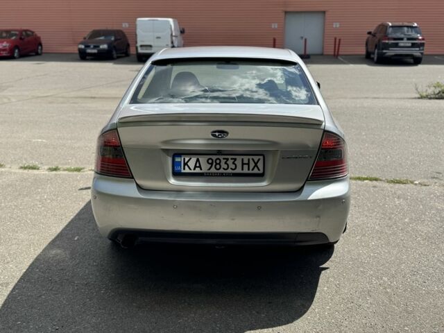 Сірий Субару Легасі, об'ємом двигуна 2 л та пробігом 291 тис. км за 3500 $, фото 5 на Automoto.ua