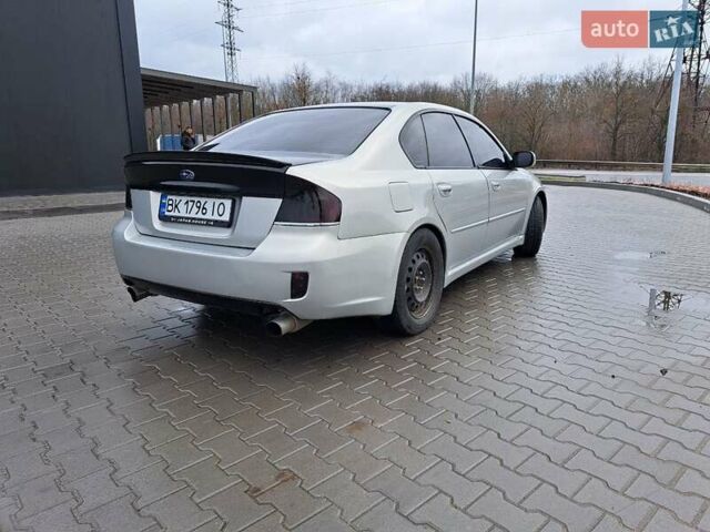 Сірий Субару Легасі, об'ємом двигуна 1.99 л та пробігом 340 тис. км за 4800 $, фото 8 на Automoto.ua