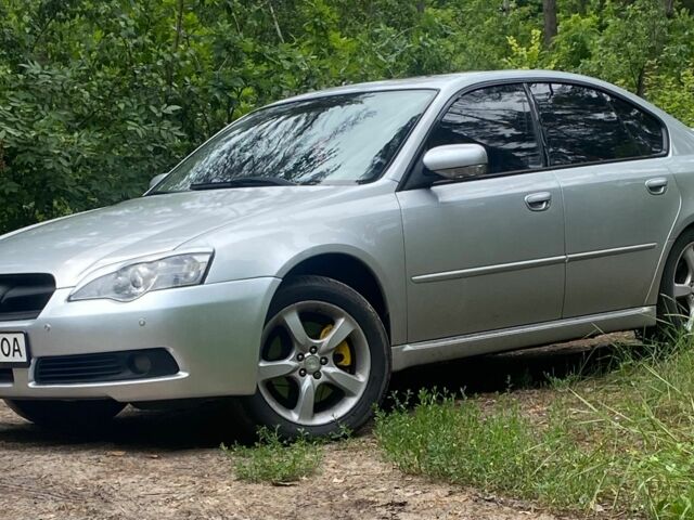 Сірий Субару Легасі, об'ємом двигуна 3 л та пробігом 280 тис. км за 2400 $, фото 9 на Automoto.ua